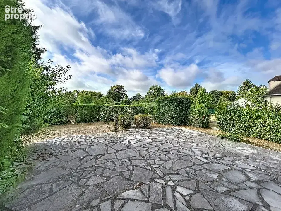 Pavillon sur sous-sol à REMALARD-EN-PERCHE - photo 4
