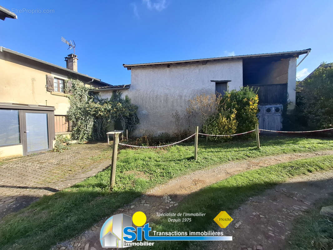 Maison à CHEYSSIEU