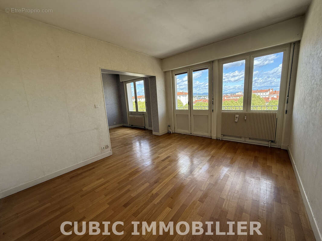 Appartement à VILLEFRANCHE-SUR-SAONE