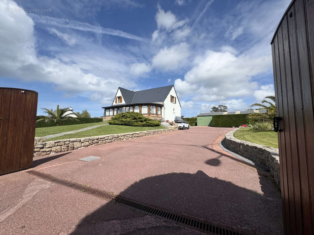 Maison à BRETTEVILLE