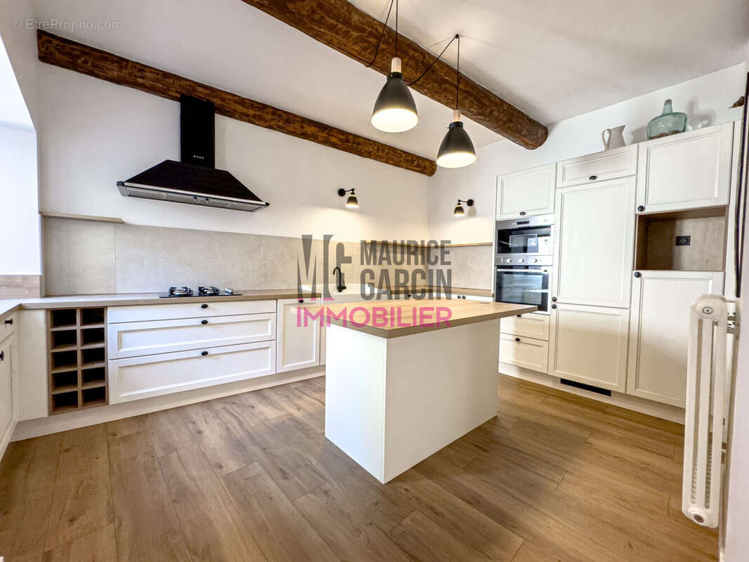Maison 220 m² à Pernes-Les-Fontaines  - photo 9