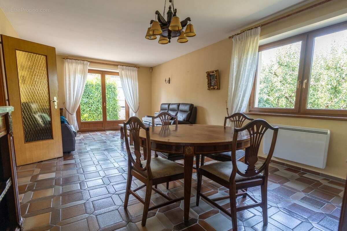 Maison à vendre 5 pièces REICHSTETT (67) village proche de strasbourg - photo 2