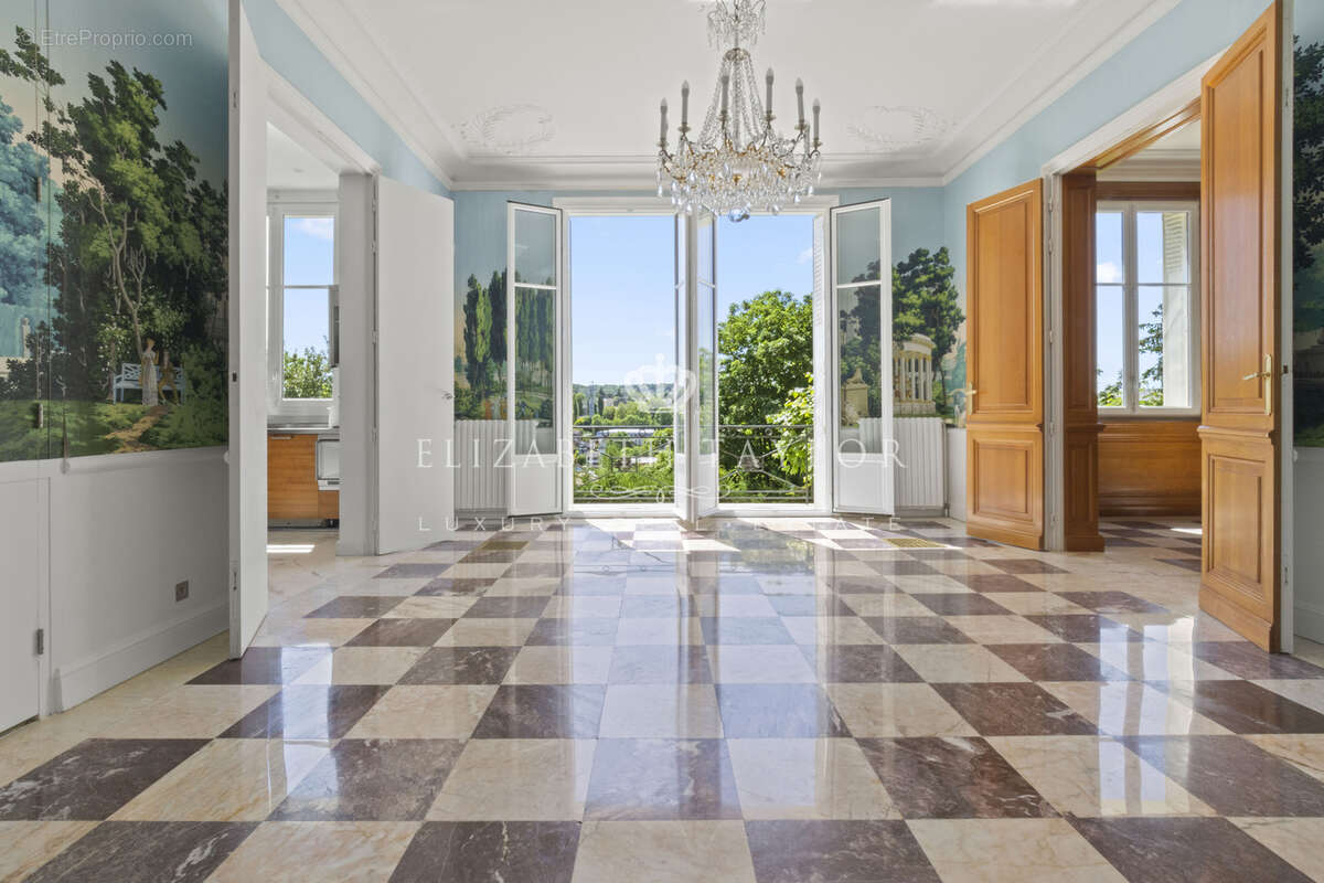 Maison à SAINT-GERMAIN-EN-LAYE