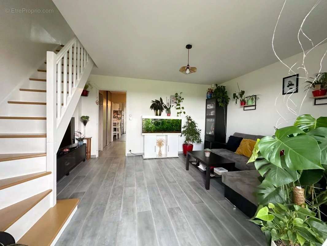 Appartement à PIERRELAYE