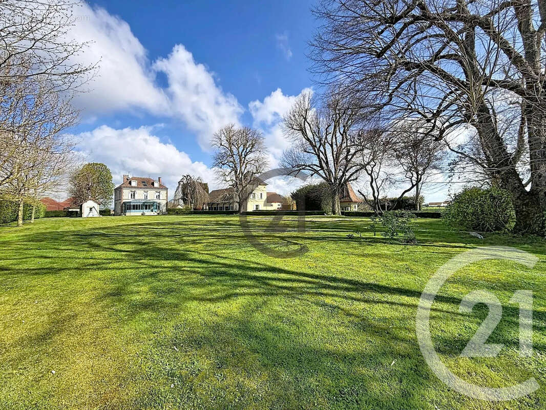 Maison à LAINES-AUX-BOIS