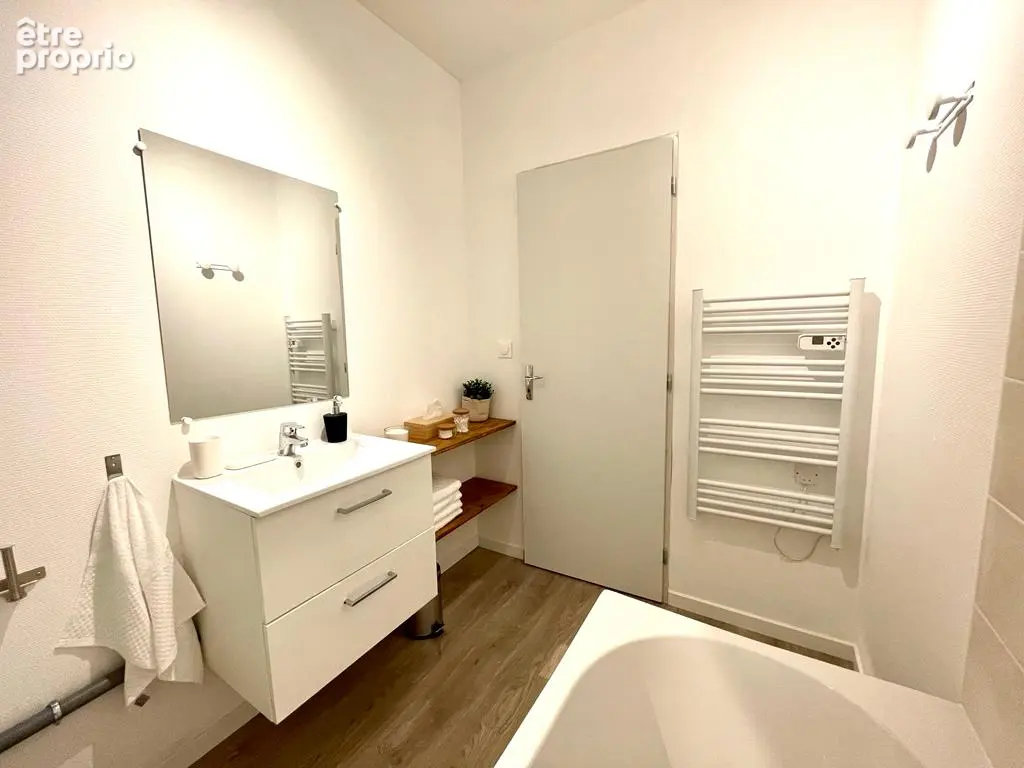 Appartement t2 meuble avec jardin privatif - photo 6