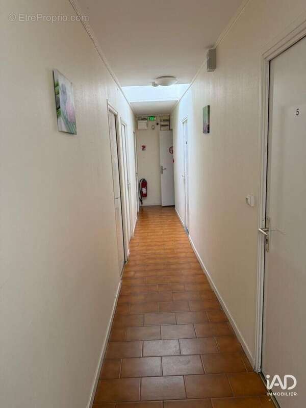 Photo 7 - Commerce à COIGNIERES