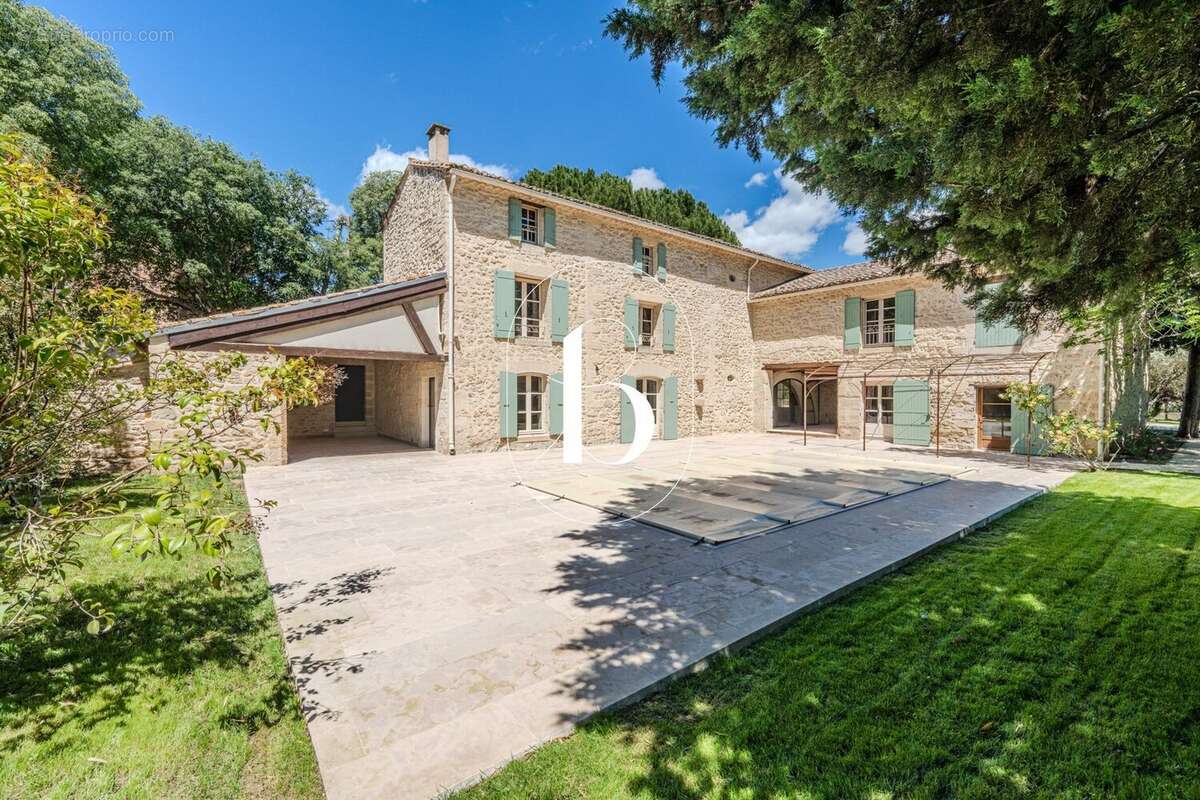 Maison à UZES