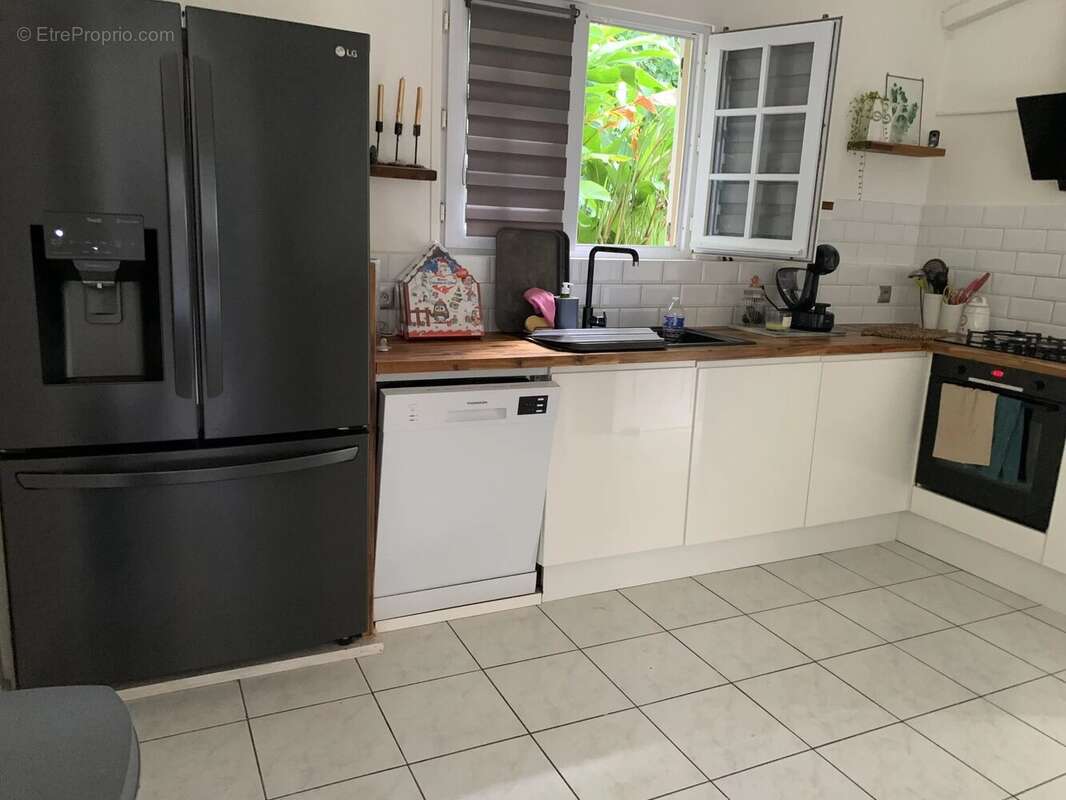 Maison à PETIT-BOURG