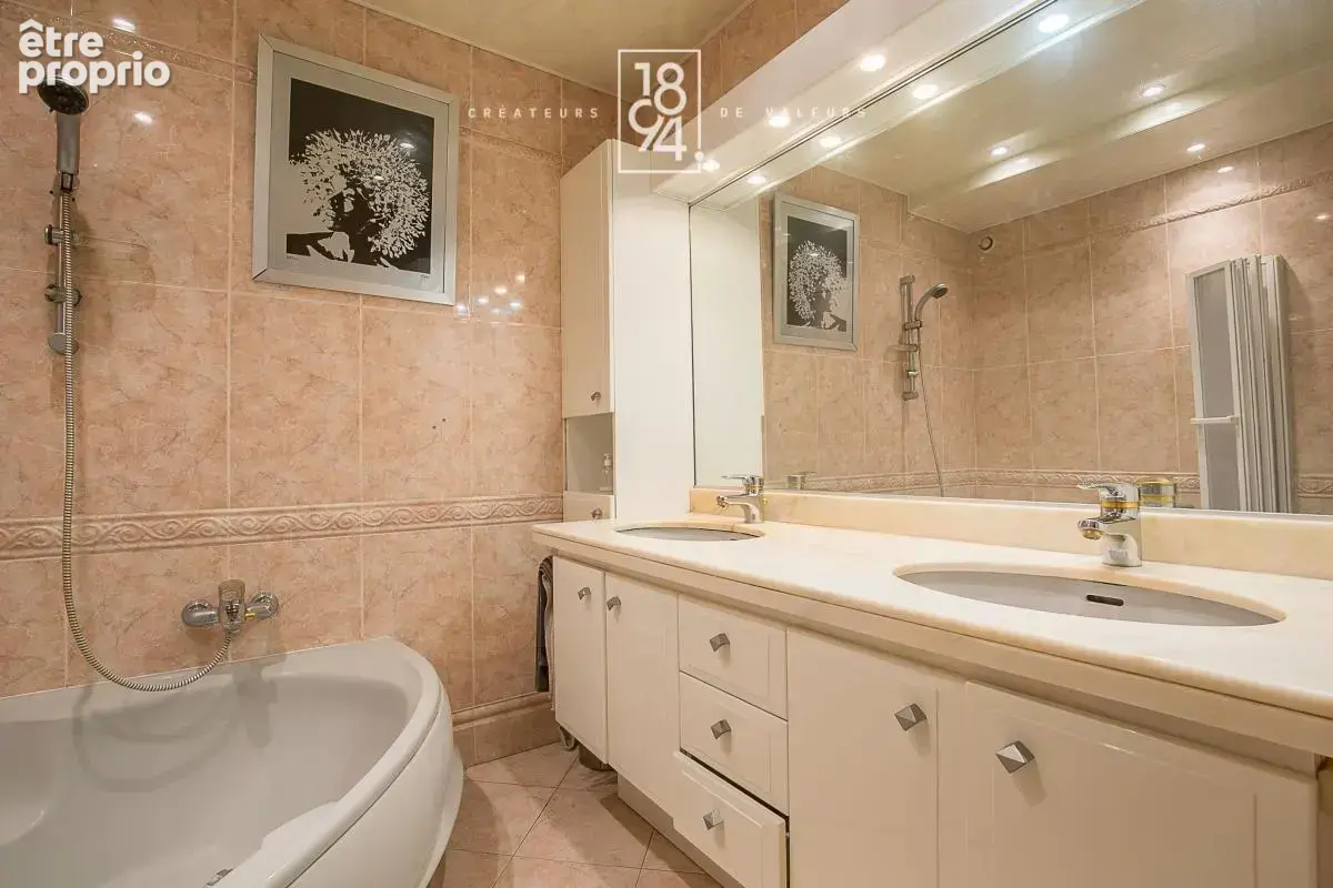 Appartement de type 4 avec piscine, terrasse de 22m², vue mer - photo 9