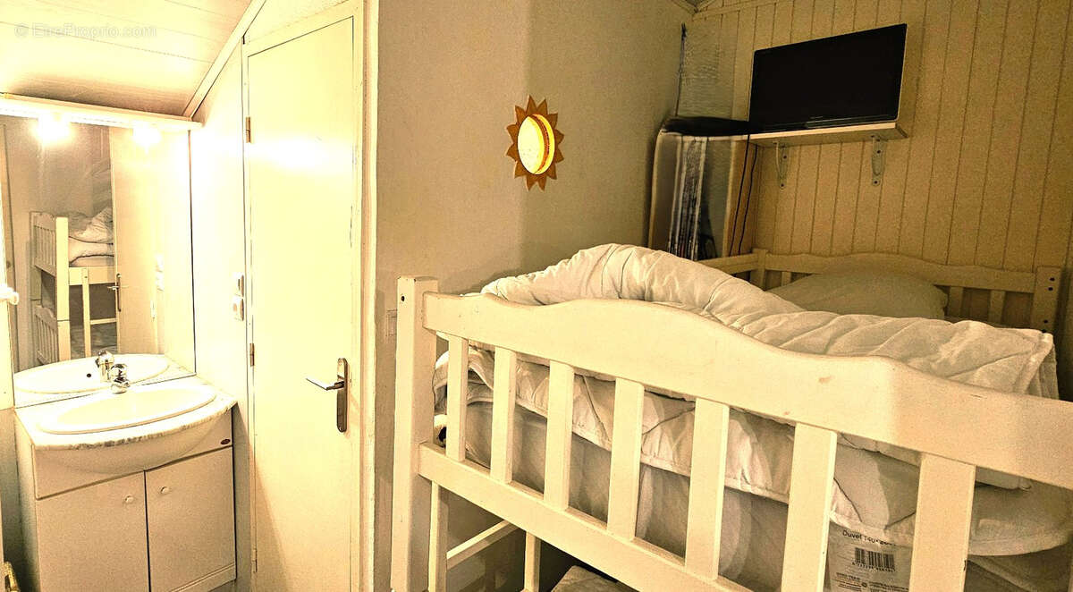 Maison à LES ANGLES