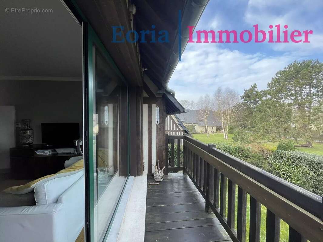 Appartement à TOURGEVILLE