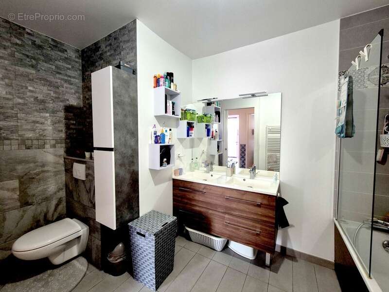 Appartement à CLICHY