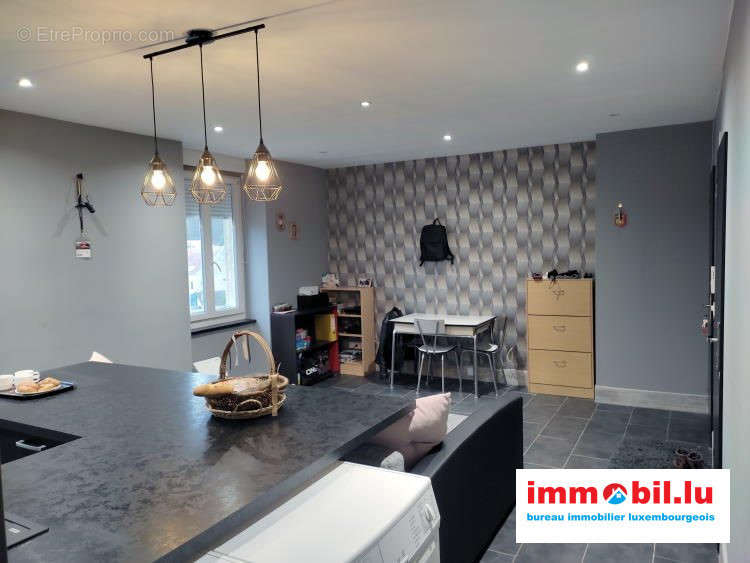 Pièce de vie vue 1 - Appartement à OTTANGE