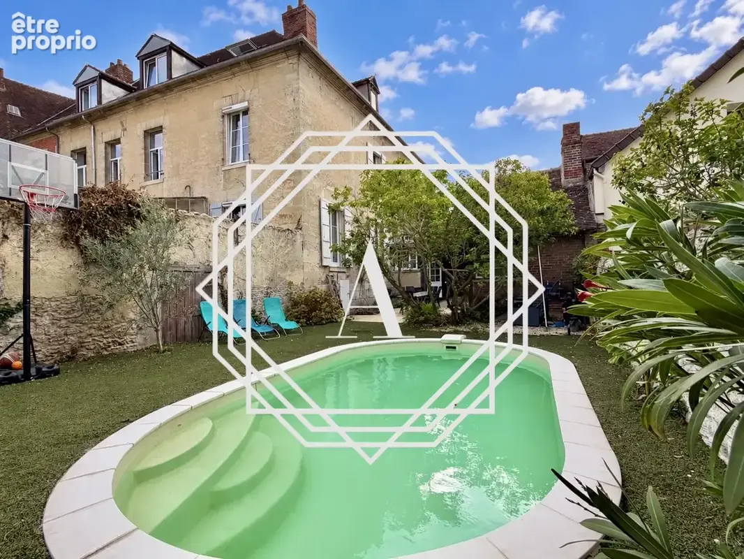 Maison à SAINTE-GENEVIEVE