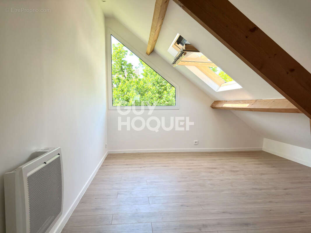 Maison à SOISY-SUR-SEINE