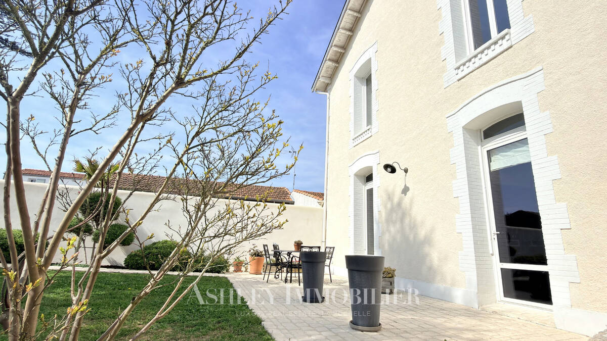 Maison à NIEUL-SUR-MER