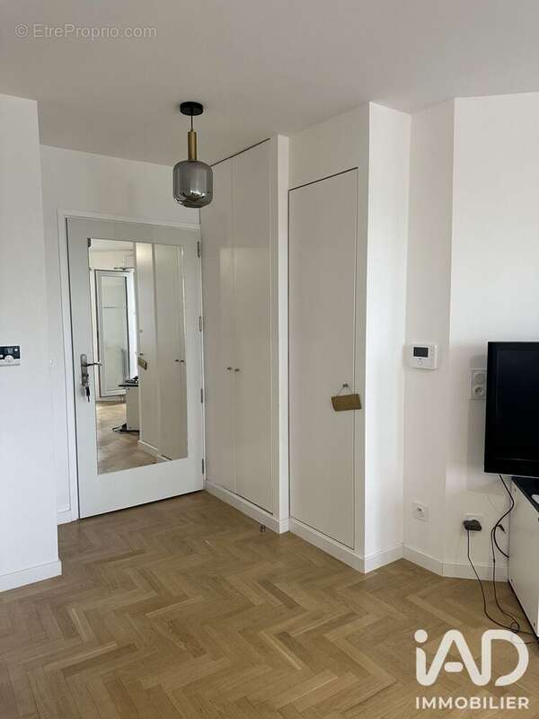 Photo 4 - Appartement à LE PLESSIS-ROBINSON