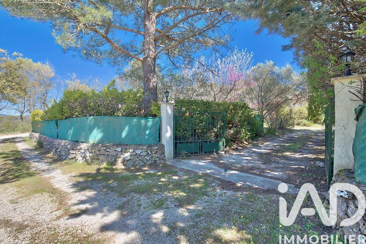 Photo 9 - Maison à NANS-LES-PINS