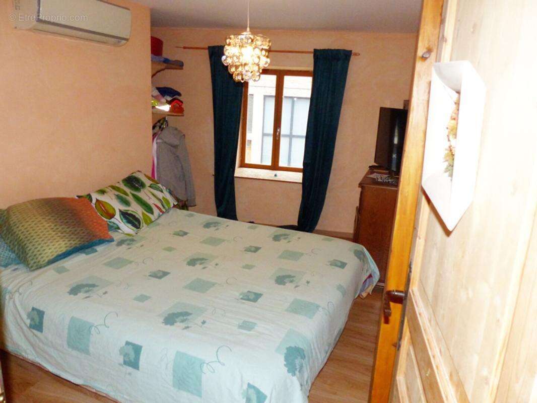 Jolie maison en pierre de 159 m² à Saint-Julien Chapteuil - photo 12