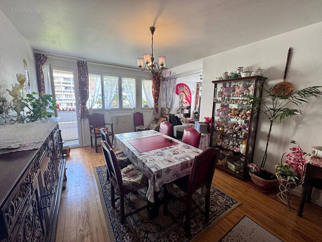 Appartement à COURNON-D'AUVERGNE
