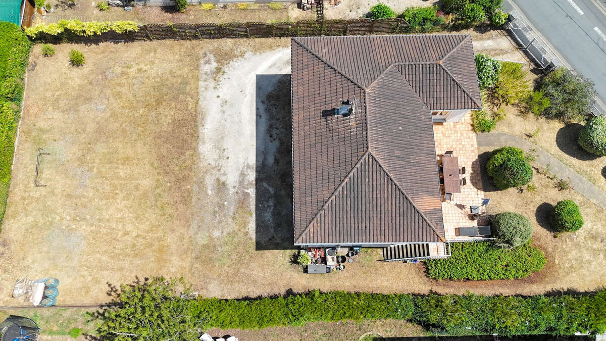 Maison à BUXEROLLES