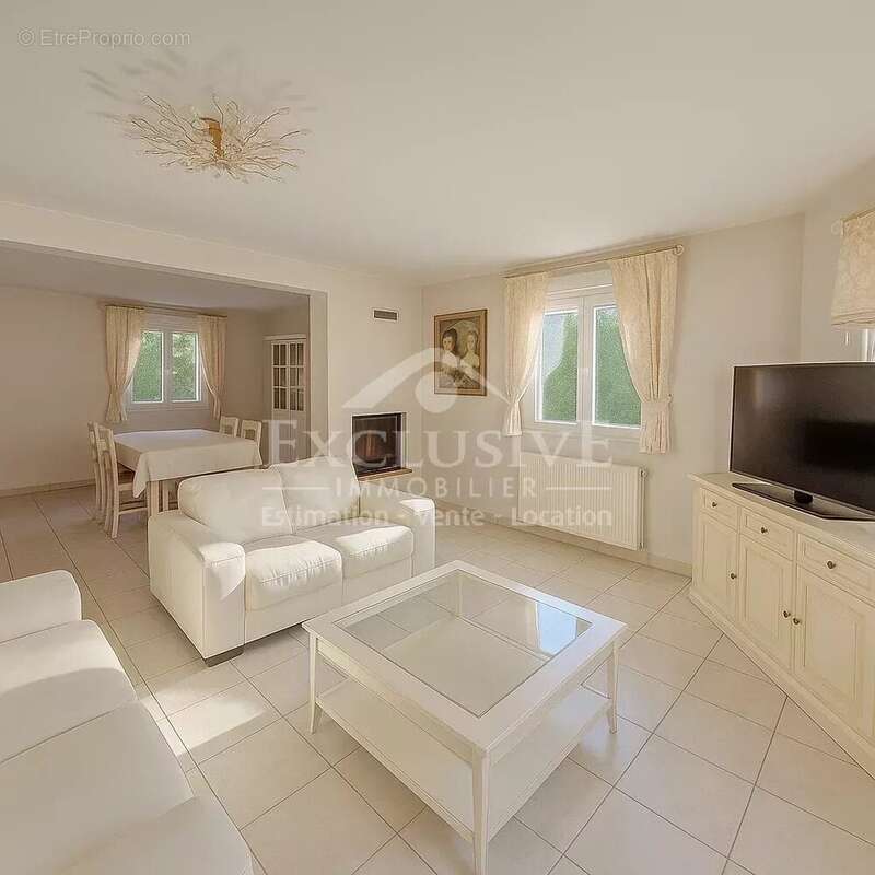 Maison à SAINT-ARNOULT