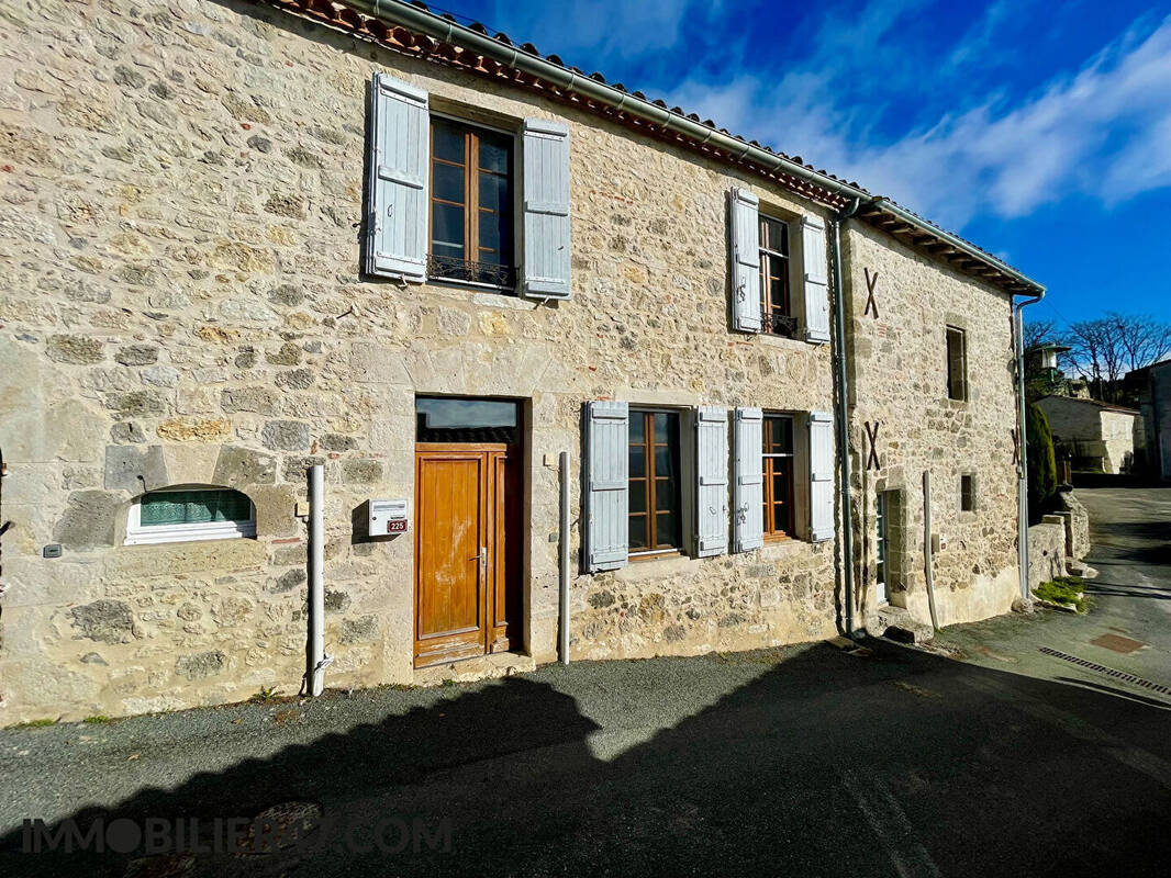 Maison à CLERMONT-DESSOUS