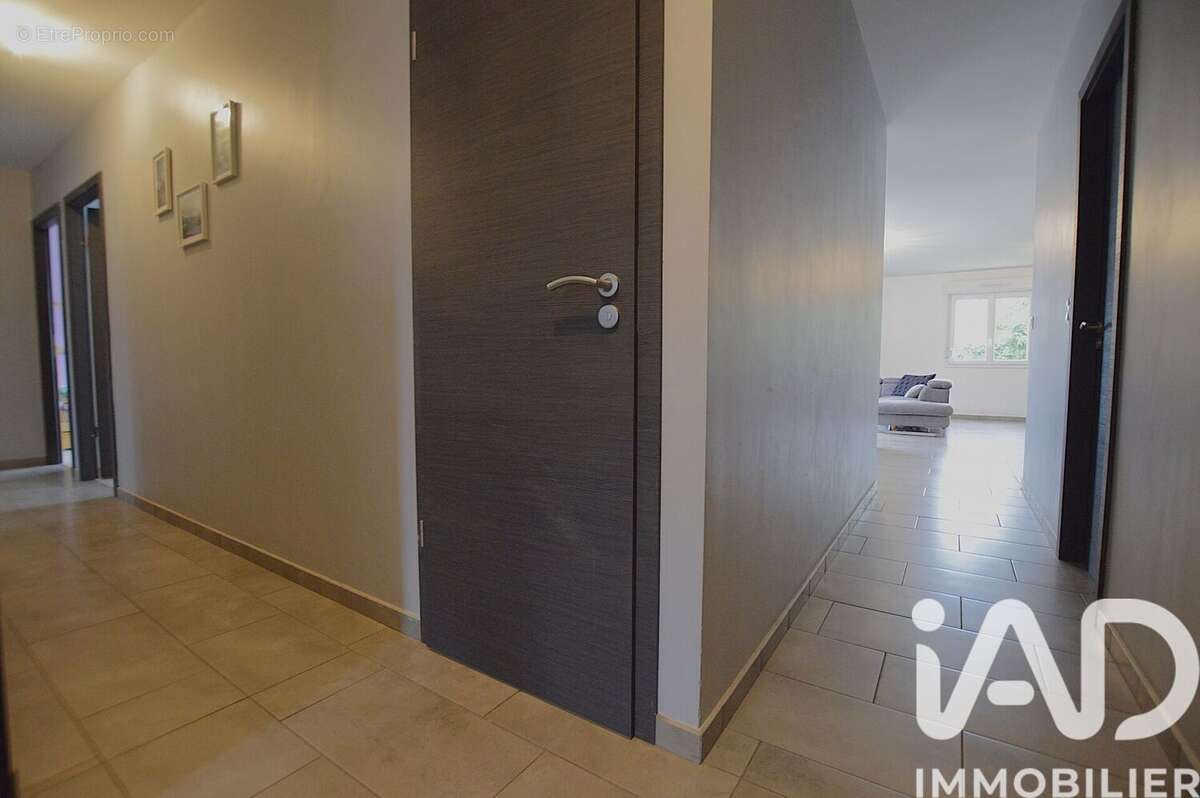 Maison 111 m² à Auboue  - photo 9