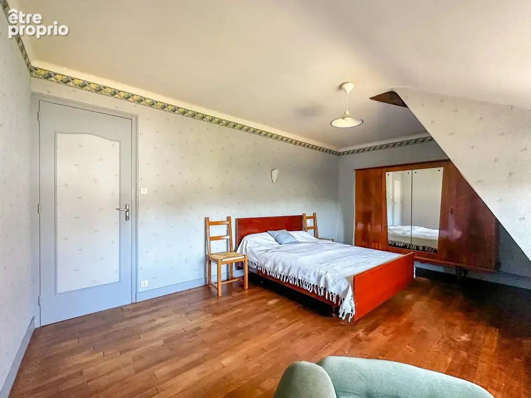 Maison 144 m² à Saint-Georges-De-Rouelley  - photo 8
