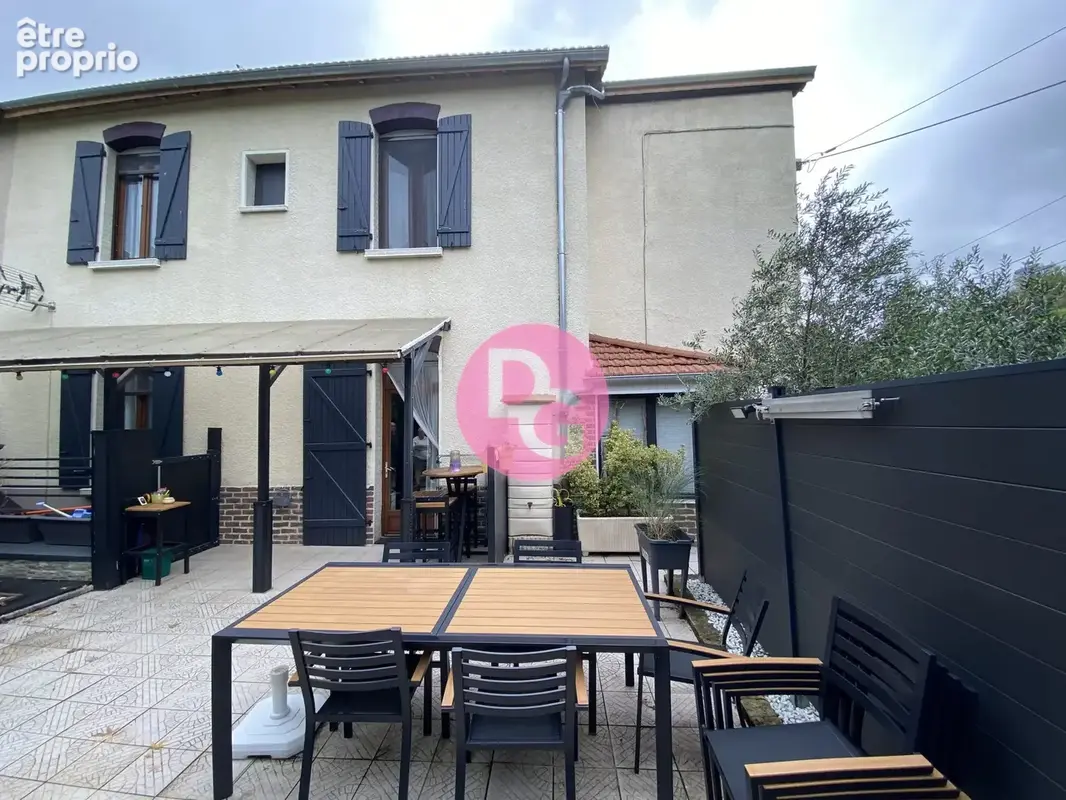 Maison 4 pièces 70 m² à vendre à Firmi (12300) - photo 1