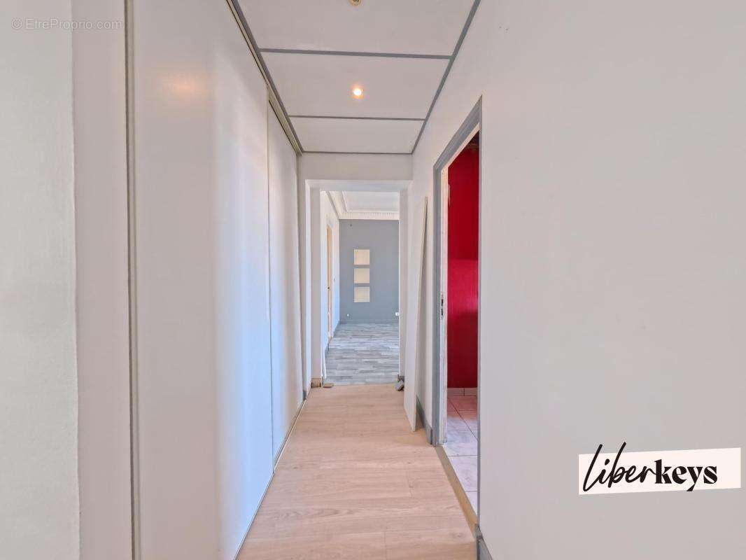 Appartement T3 + 3 Chambres à louer - photo 3