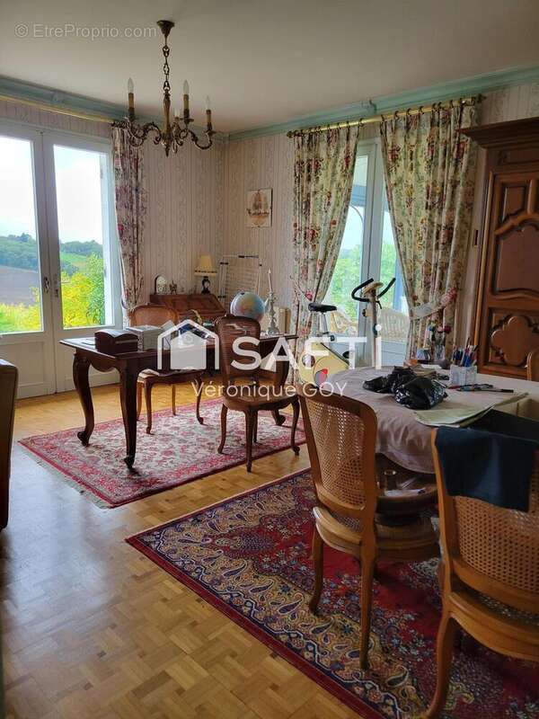 Photo 5 - Maison à SAINT-SULPICE-DE-ROUMAGNAC