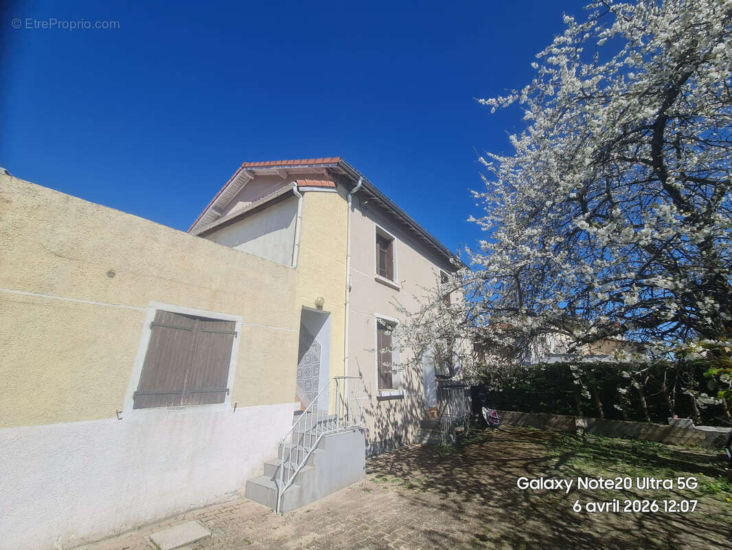 Maison à SAINT-ETIENNE