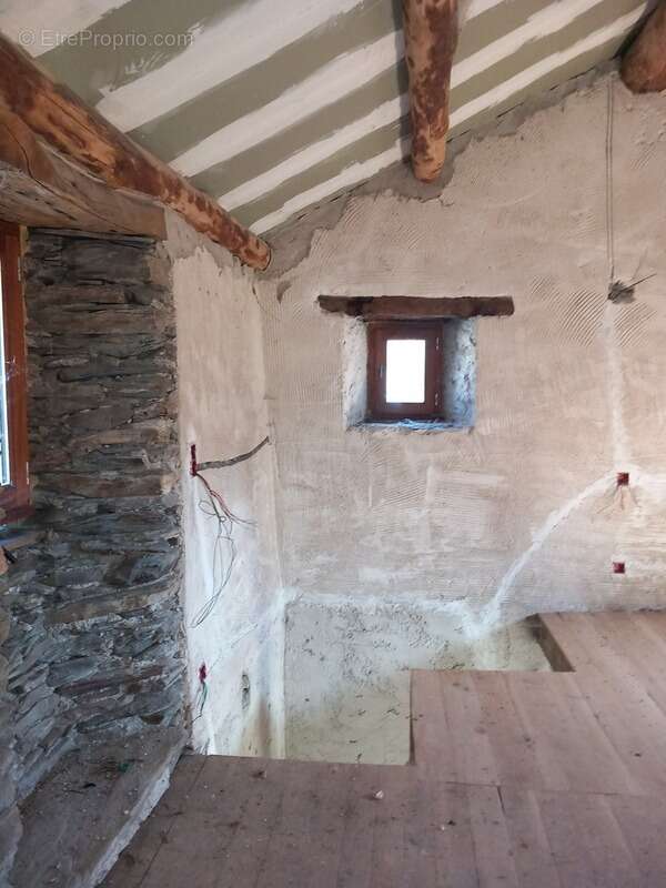 Maison à SAINT-ANDRE-DE-VALBORGNE