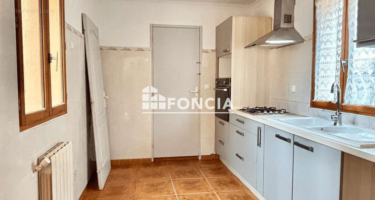 Maison à LA LONDE-LES-MAURES