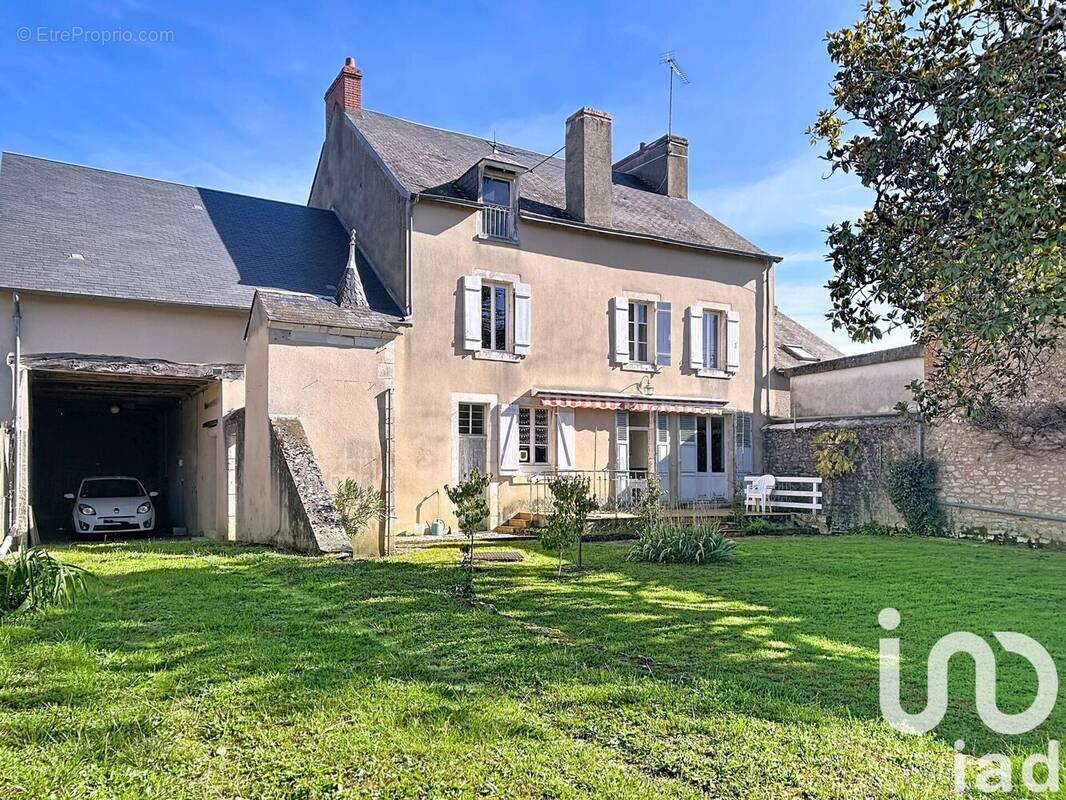 Photo 1 - Maison à ARGENTON-SUR-CREUSE