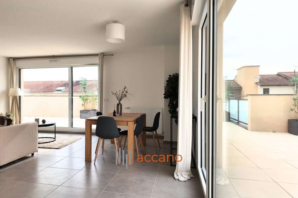 Appartement à CRAPONNE