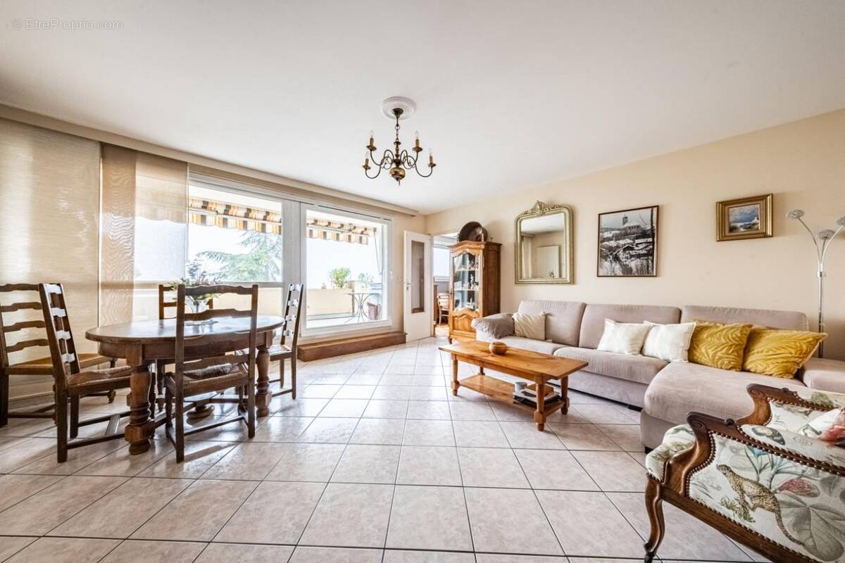 Appartement à TALANT