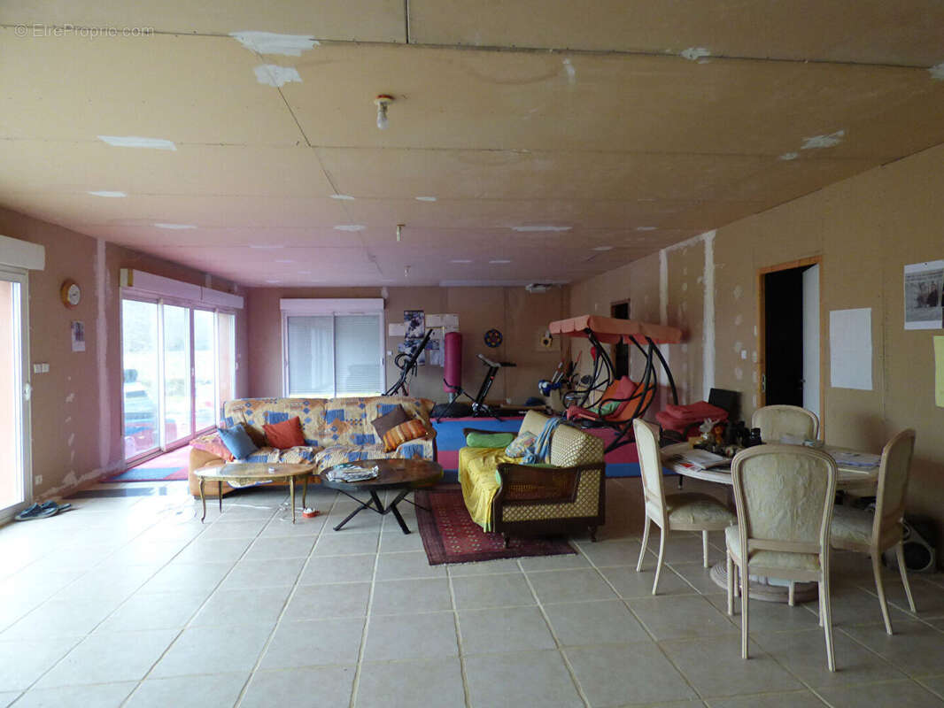 Villa de 280 m² habitables - photo 3