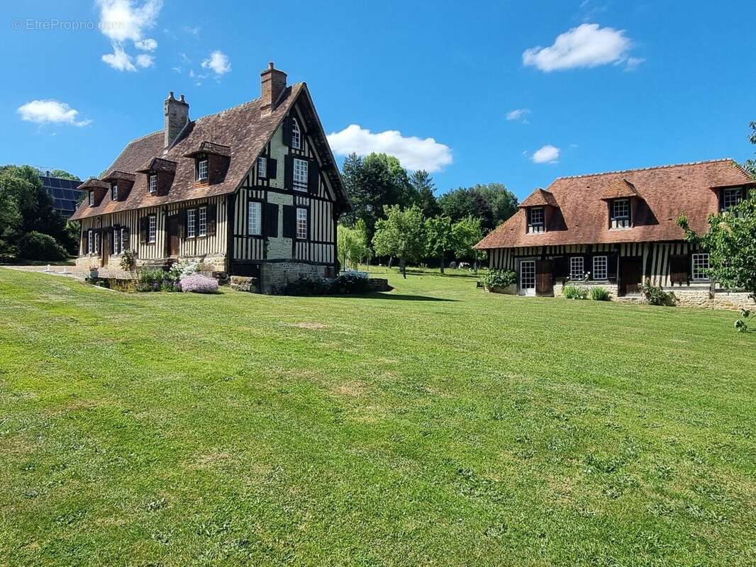 Maison à PONT-L&#039;EVEQUE