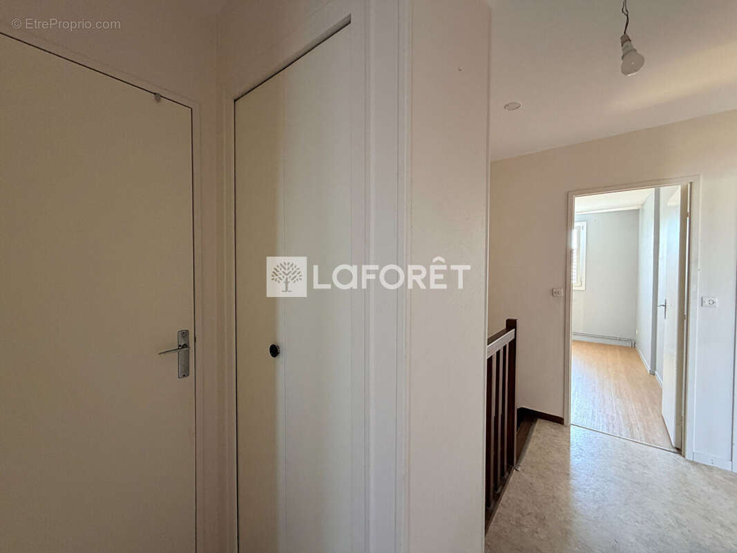 Maison de 5 pièces d'environ 83 m² situé à Sarry - photo 5