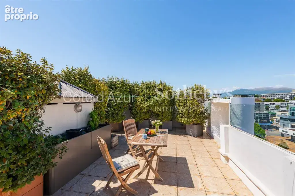 Saint Laurent du Var, penthouse 3 pièces de 88 m² avec 115 m² de terrasses et vue mer - photo 19