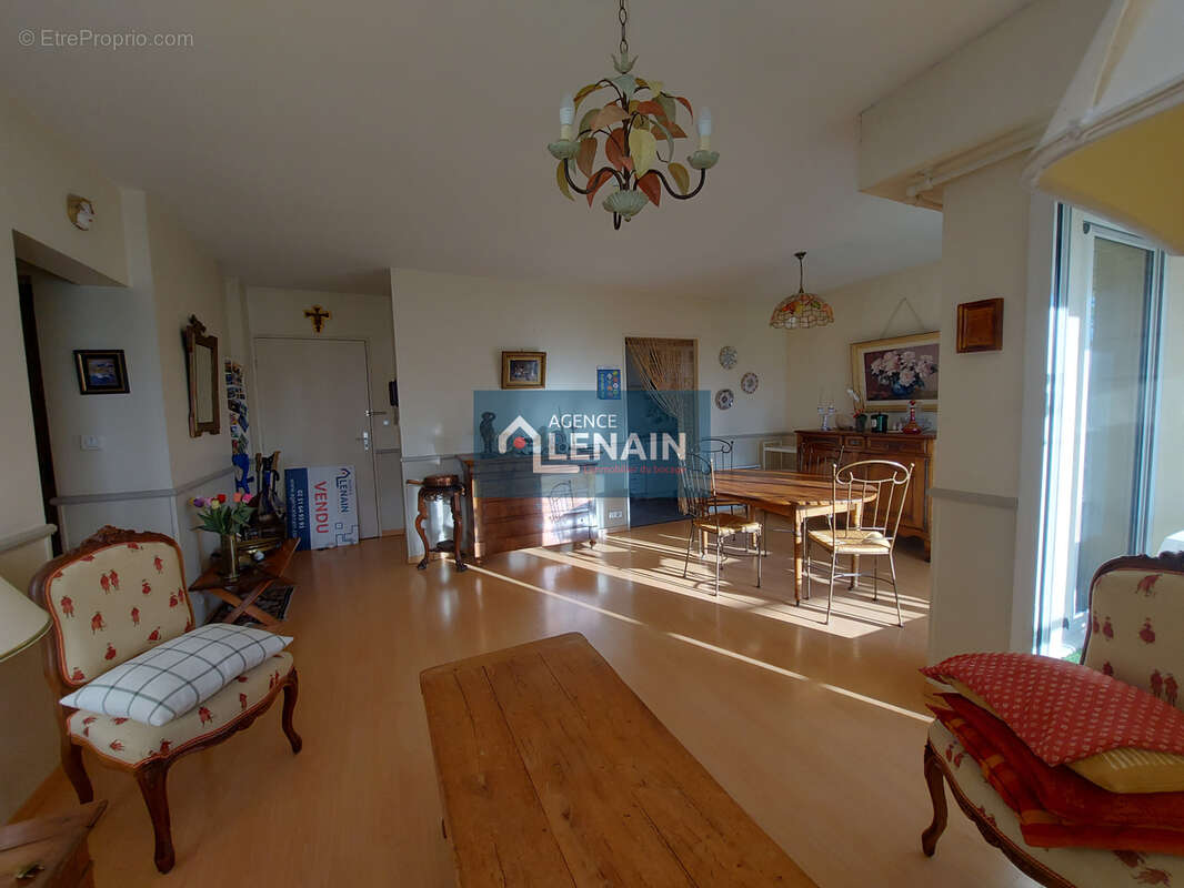 Appartement à LES HERBIERS