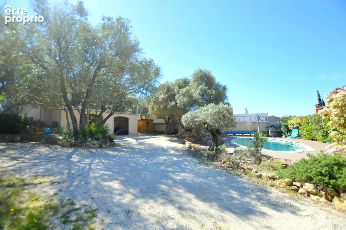 Maison 9 pièces 200 m² · à Balaruc-les-Bains · 200 m² · 749 900 €