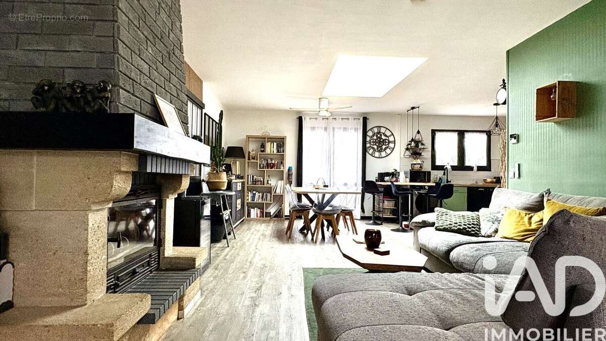 Photo 2 - Maison à LEOGNAN