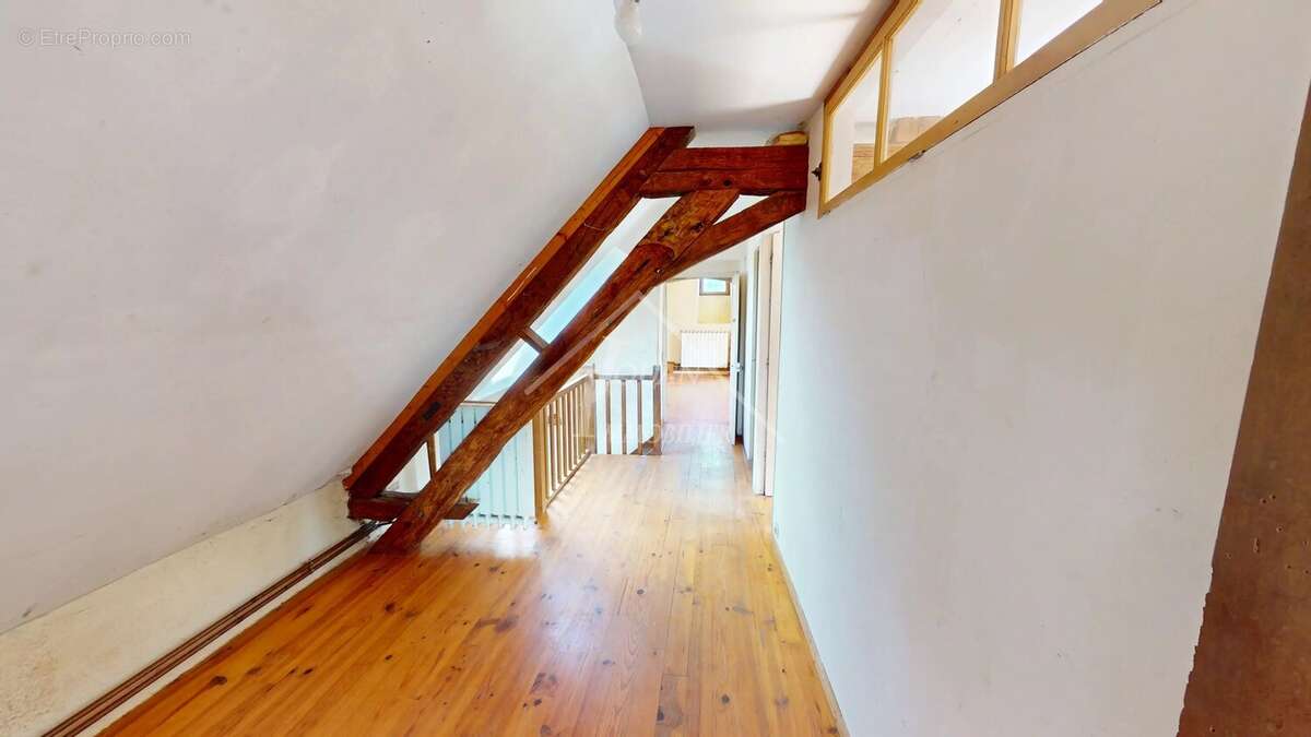 Longère 4 chambres sur 700 m² de jardin, Autry-Issard - photo 7