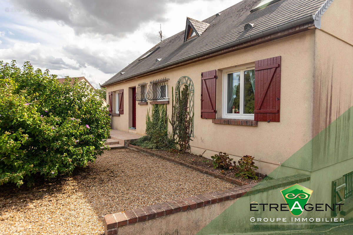 Maison à HEUDREVILLE-SUR-EURE