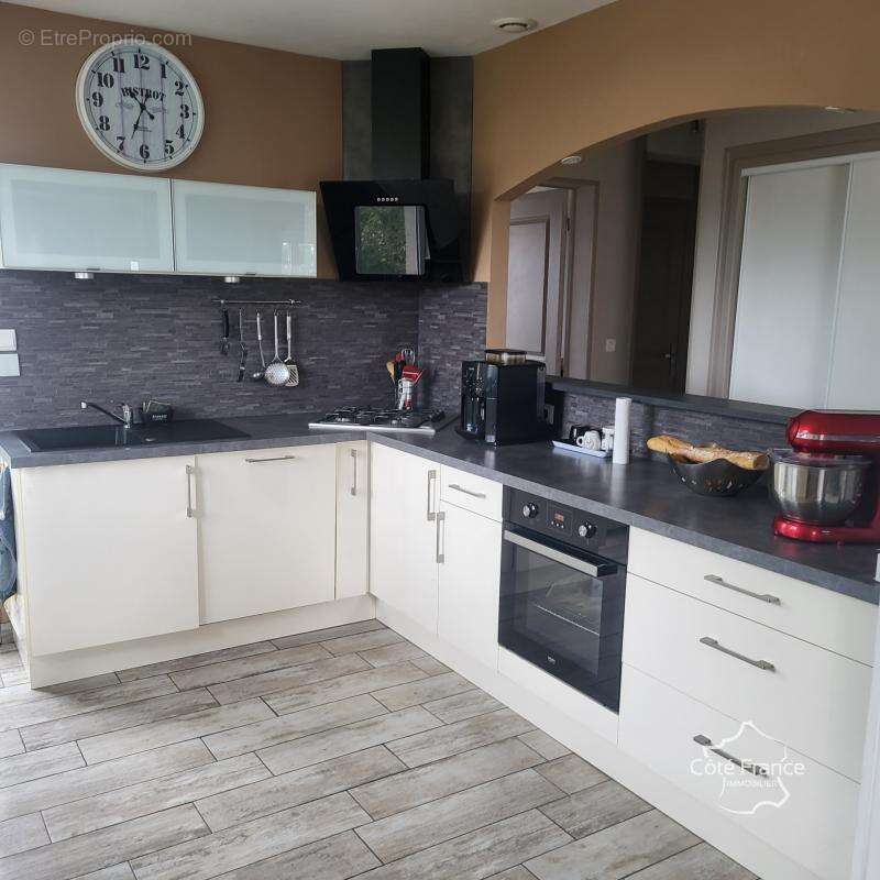 Maison à SAINT-JEAN-DE-DAYE