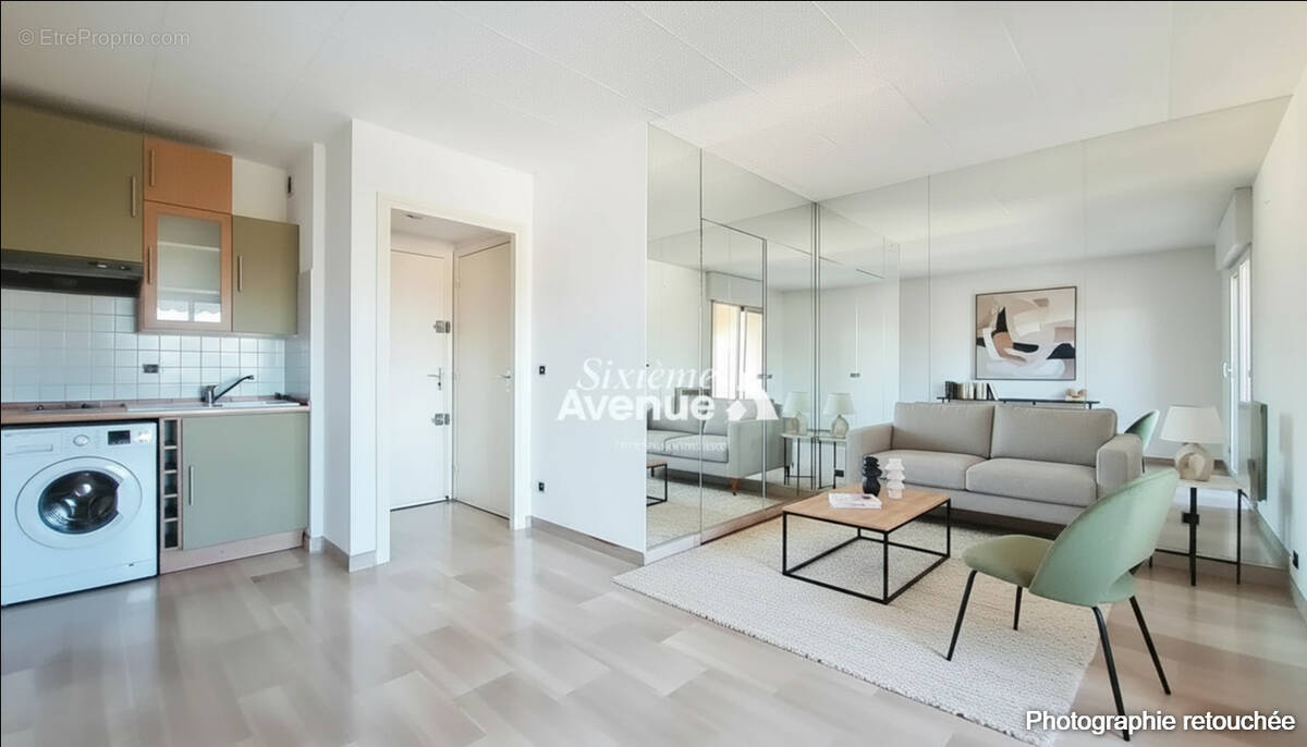 Appartement à MOUGINS
